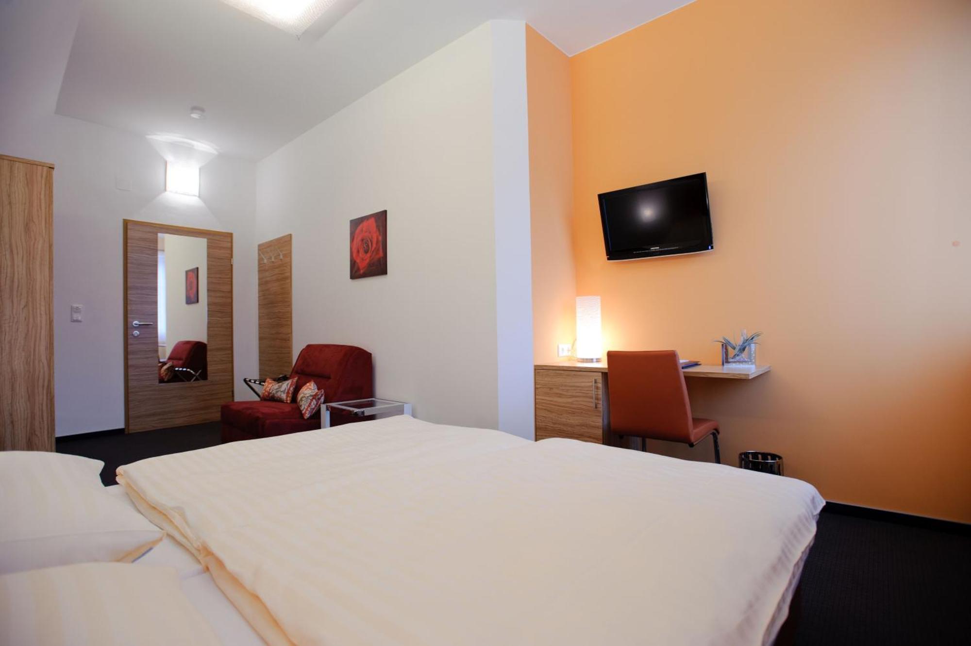 Villa Nova - Hotel Garni Waidhofen-Ybbs Dış mekan fotoğraf